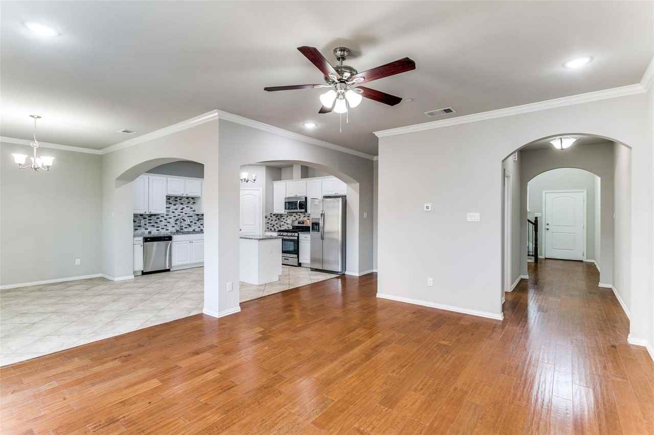 4725 Hafeela Dr - Photo 7 of 19