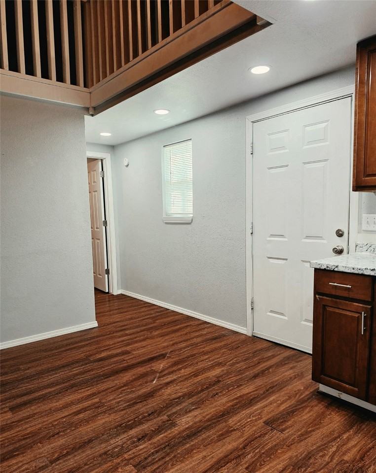 7202 Base St #A - Photo 6 of 19
