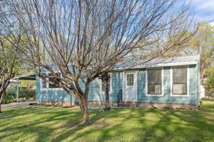 featured image of 217 Clinton Dr