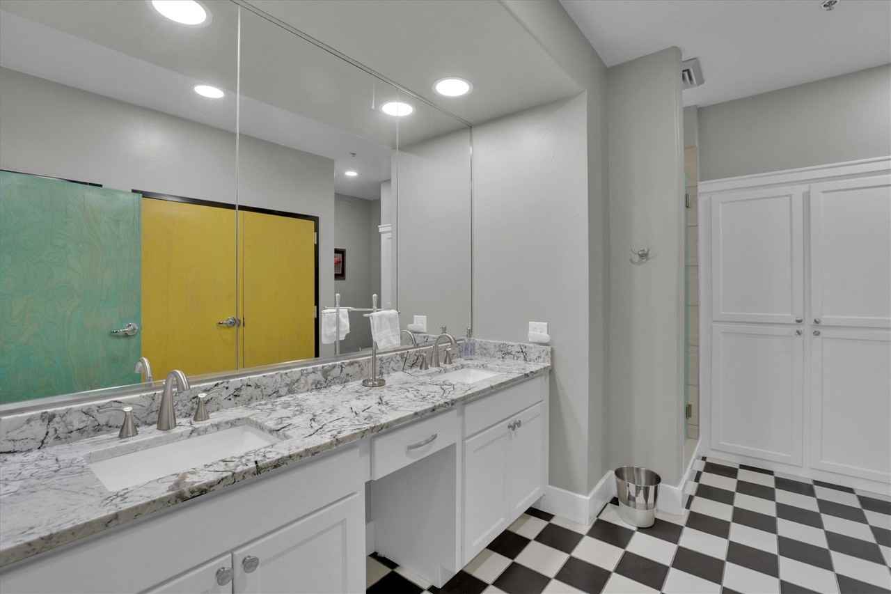 3575 Lone Star Cir #1004 - Photo 5 of 40