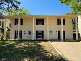 721 Lexington Dr - Photo 1 of 1