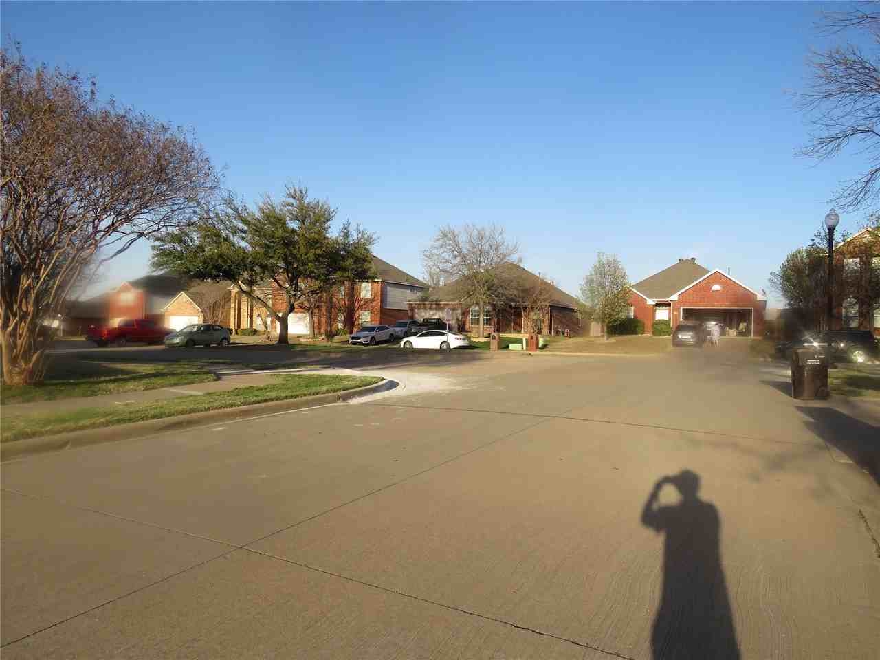 3104 Deleon Dr - Photo 2 of 22
