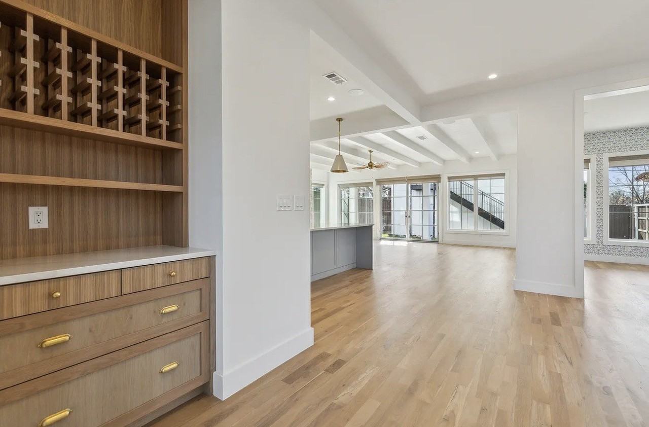 5800 Goodwin Ave - Photo 6 of 39