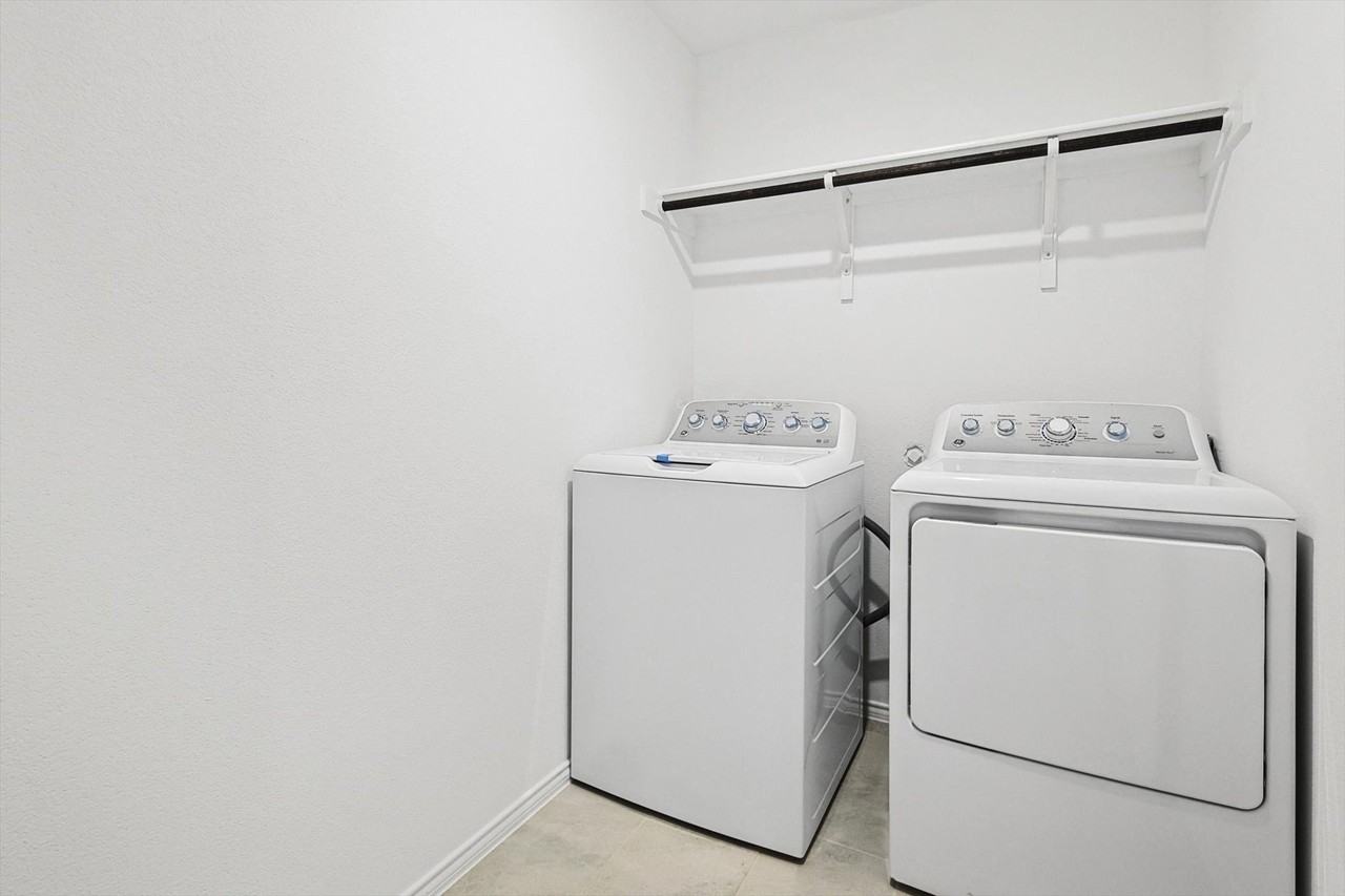 1312 Claireborne Ct - Photo 4 of 11