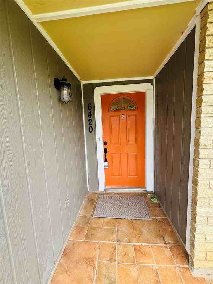 6420 Wakefield Rd - Photo 3 of 15