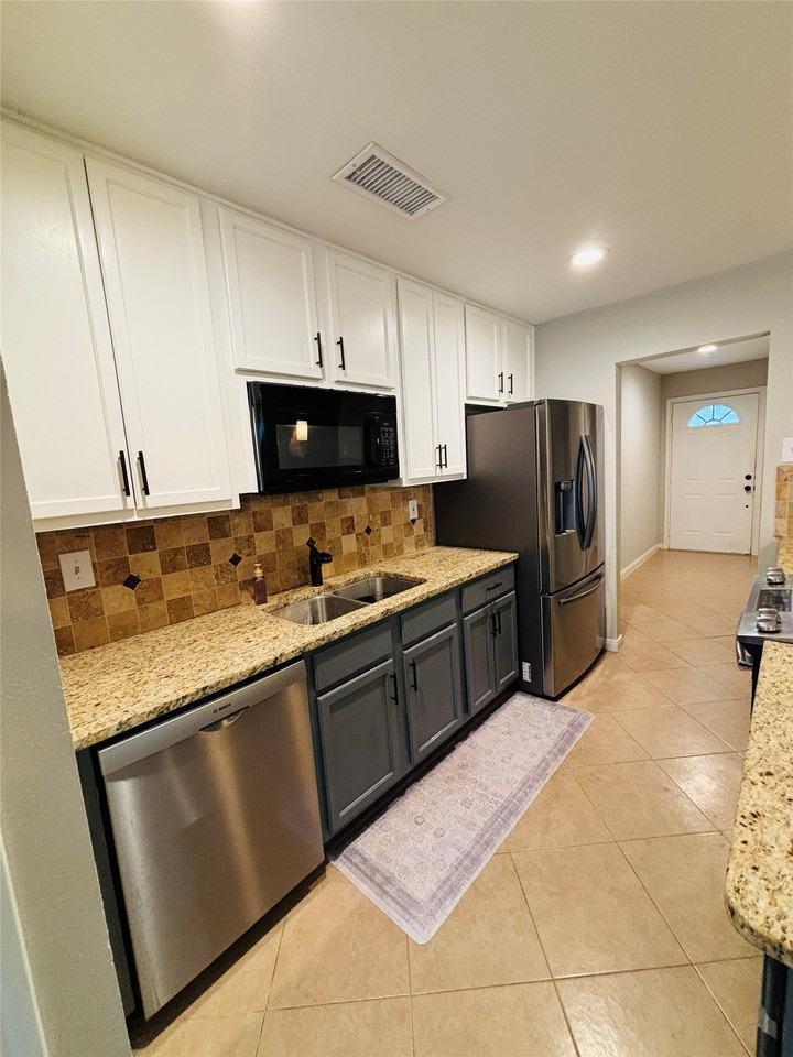6420 Wakefield Rd - Photo 6 of 15