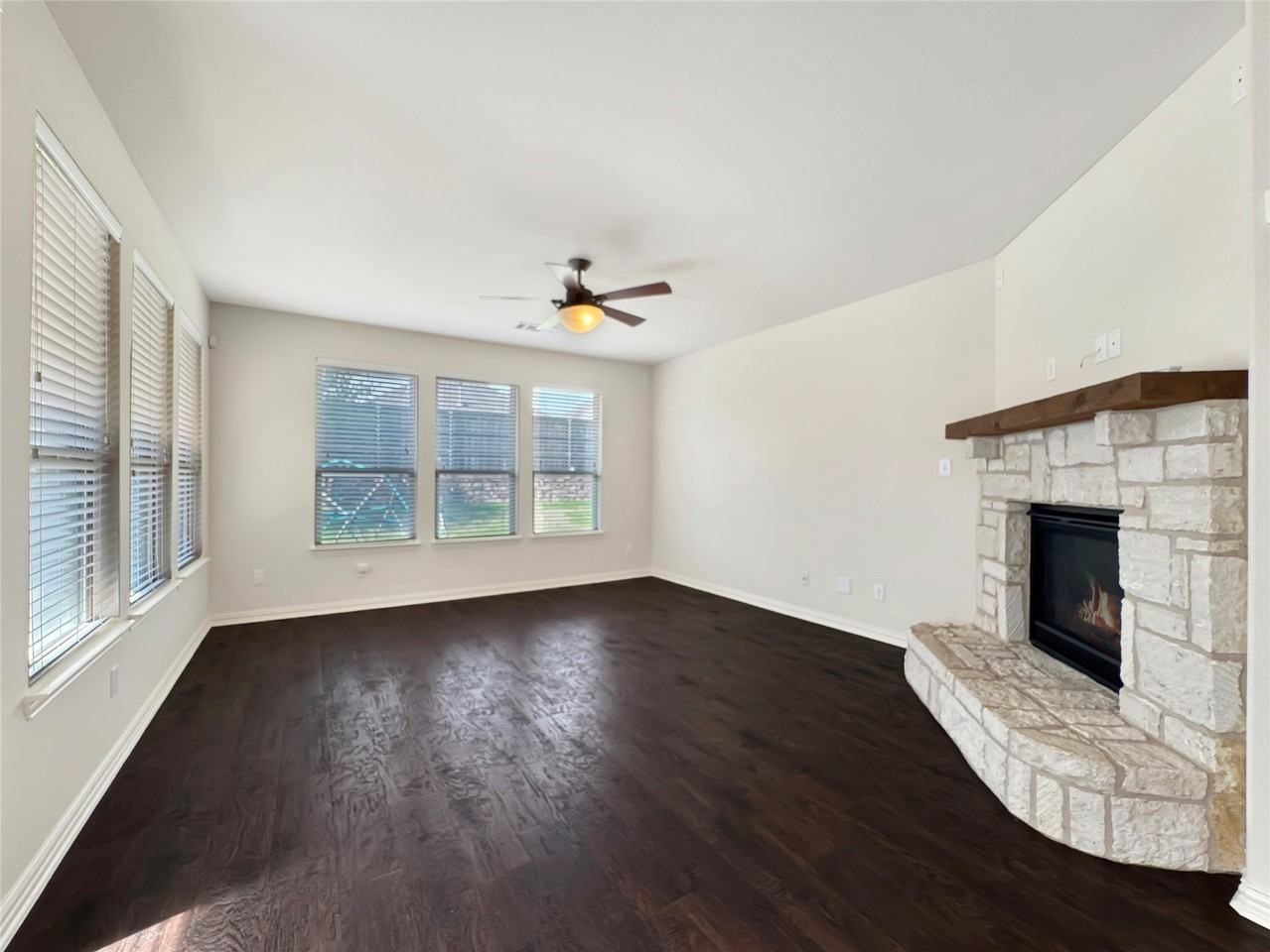 5212 Fringetree Dr - Photo 5 of 19