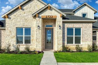 2722 Eastridge Blvd - Photo 1 of 1