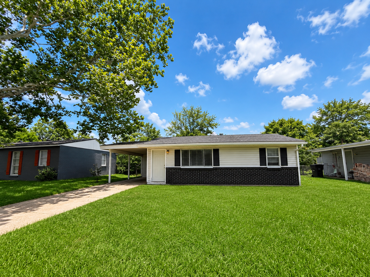 1314 Lampkin St - Photo 2 of 21