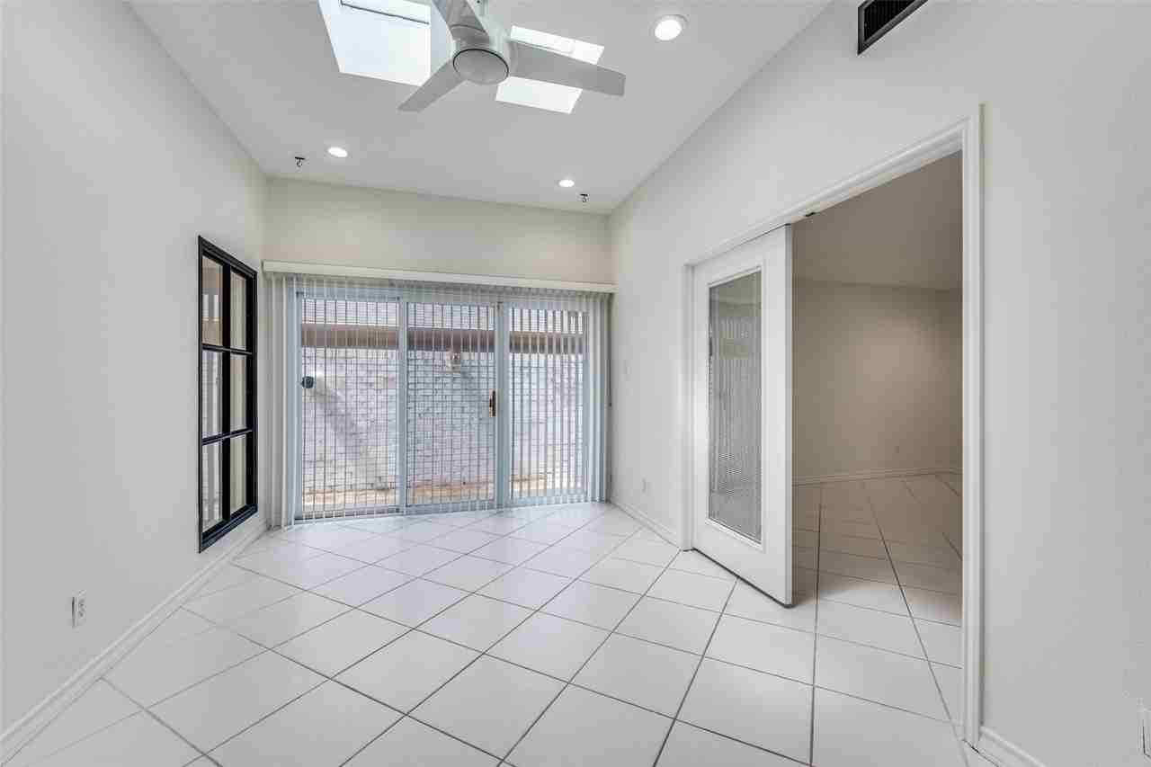 3805 Brookhaven Cir - Photo 5 of 24
