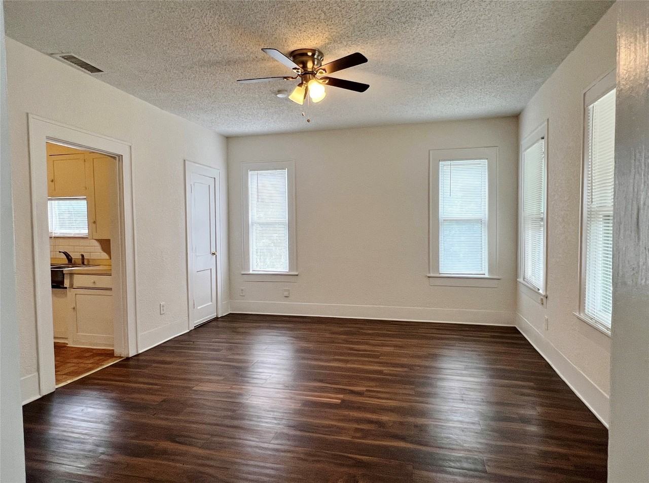 607 Woodbine Ave - Photo 2 of 9