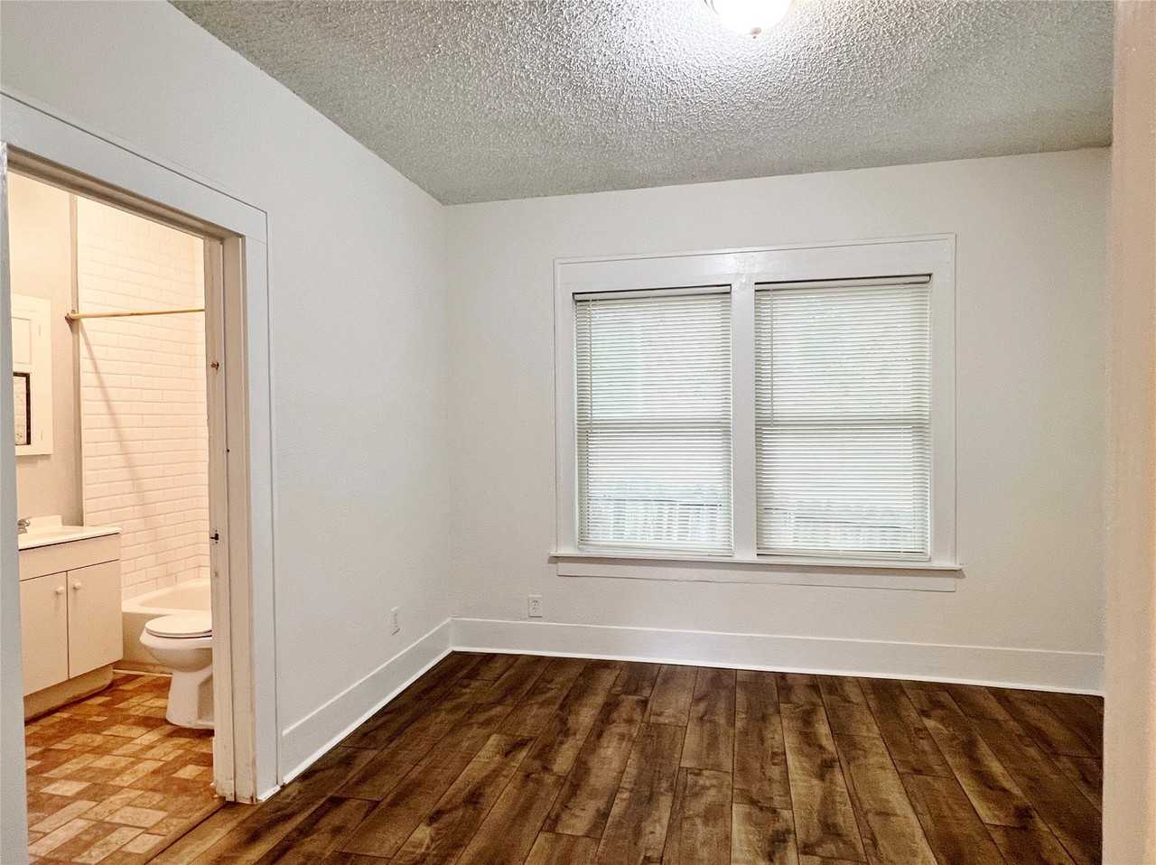 607 Woodbine Ave - Photo 5 of 9