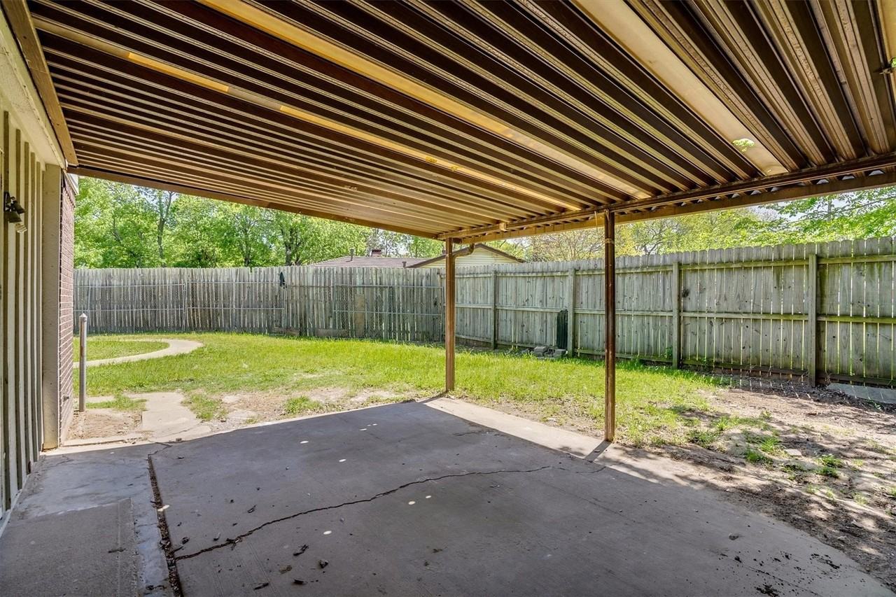 626 Arawe Cir W - Photo 7 of 25
