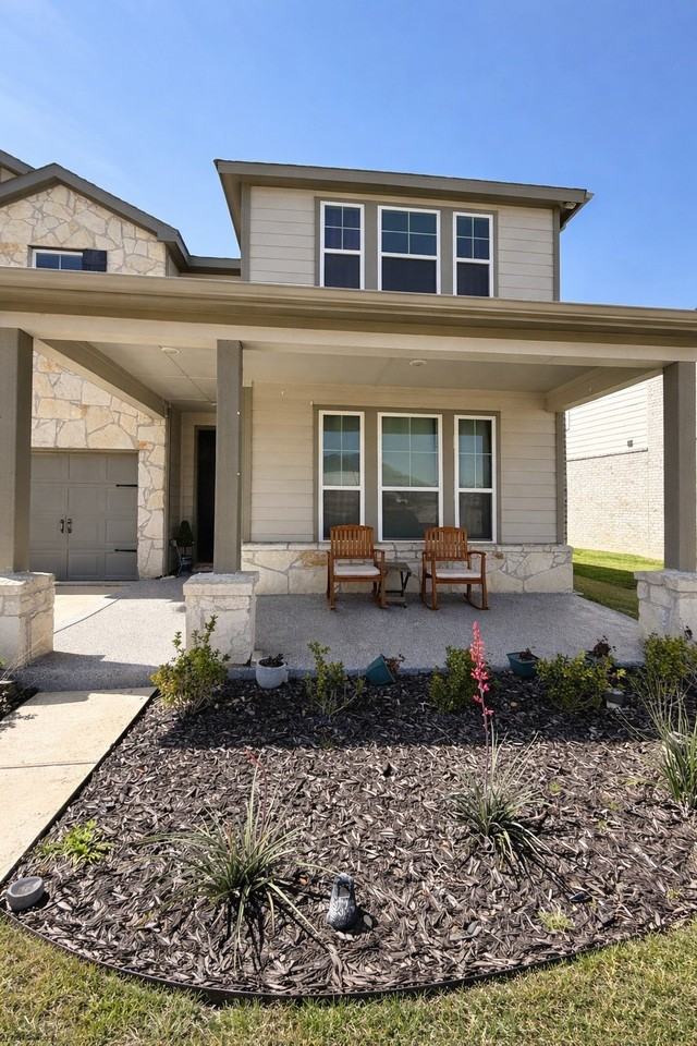 1300 Starling St - Photo 3 of 25