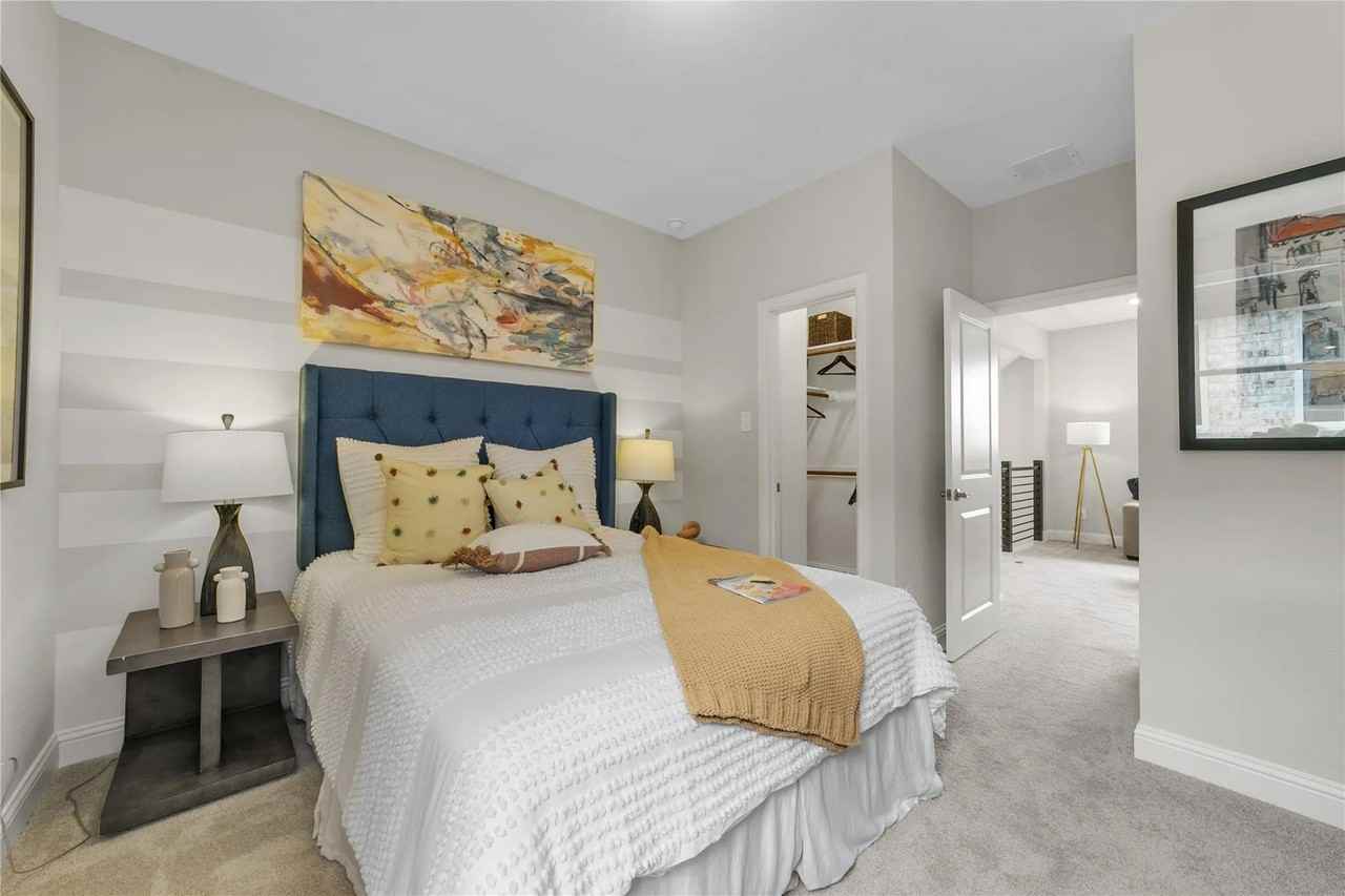 3000 Corvara Dr - Photo 4 of 34