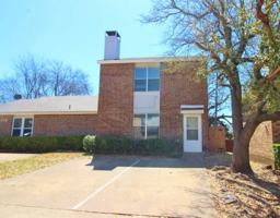 featured image of 122 Country Bend Dr
