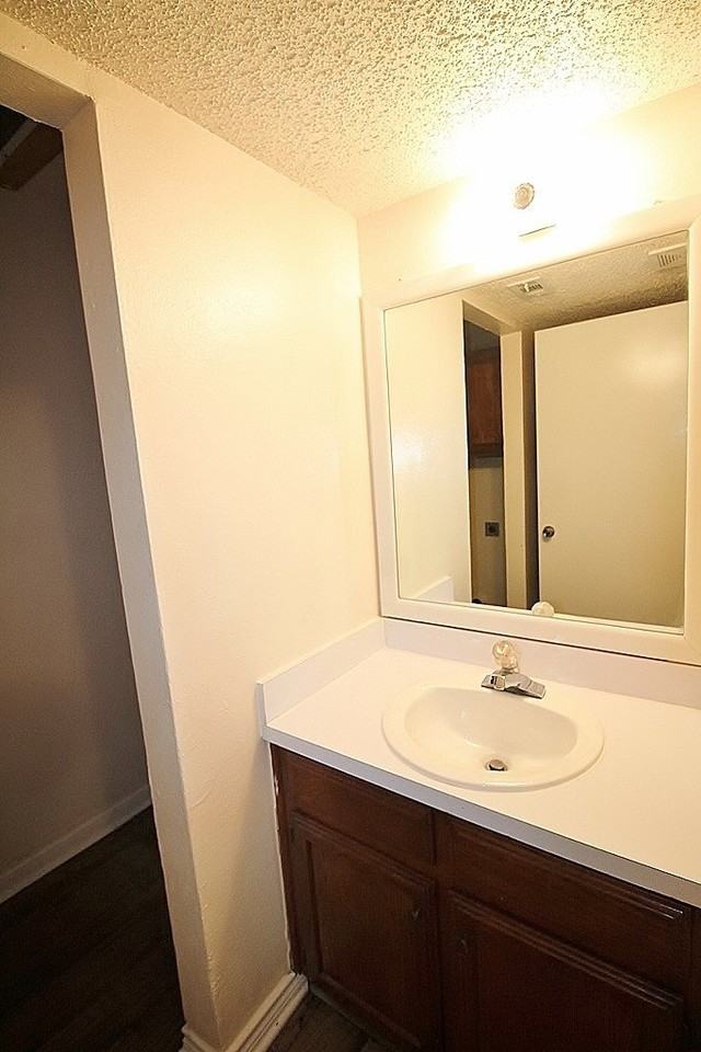 122 Country Bend Dr - Photo 6 of 12