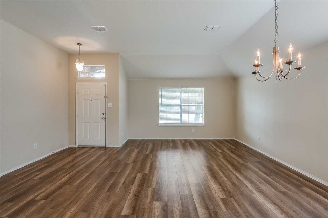 3605 Cottonwood Rd - Photo 4 of 38