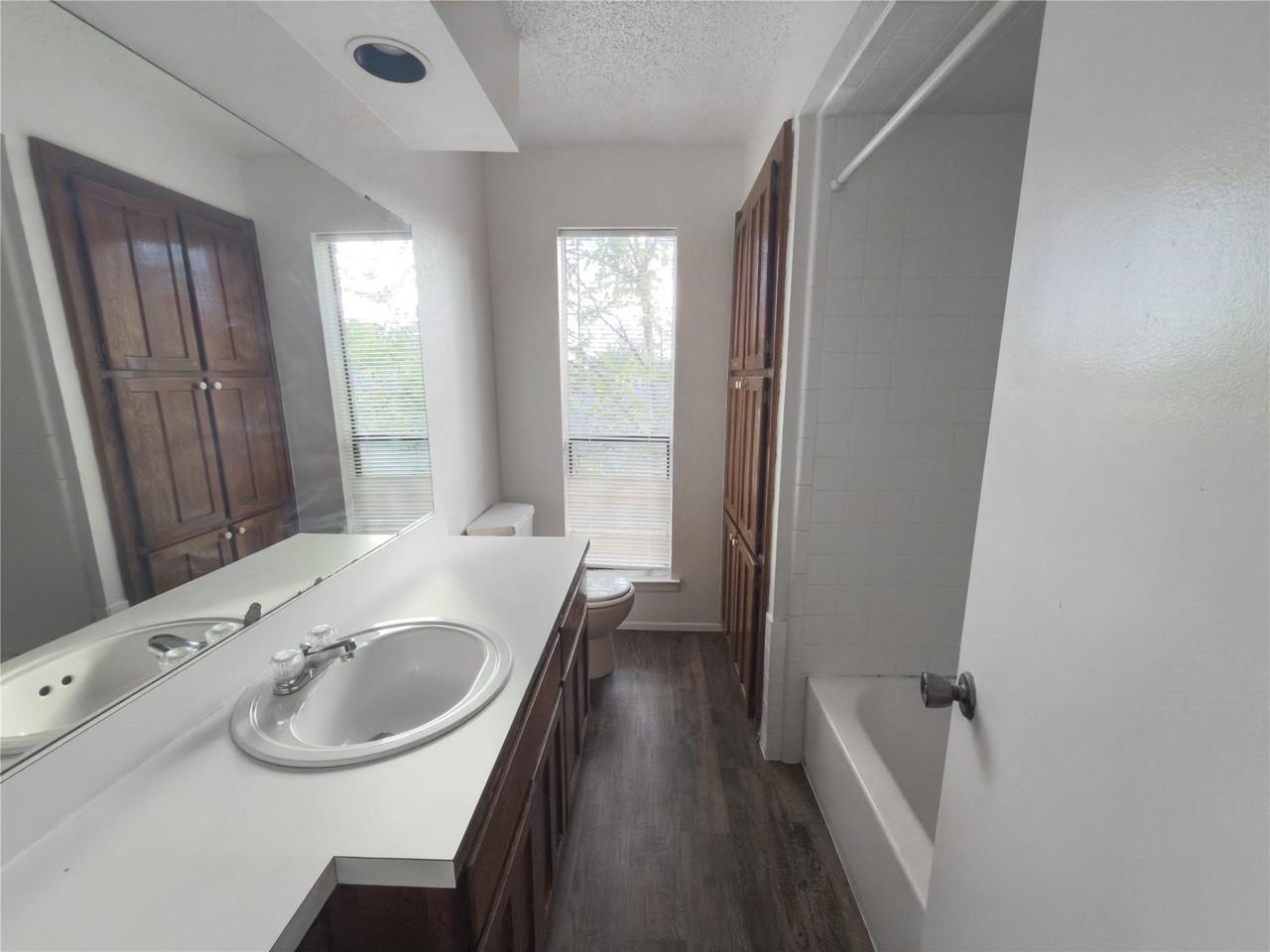 4825 Diaz Ave #3 - Photo 5 of 8