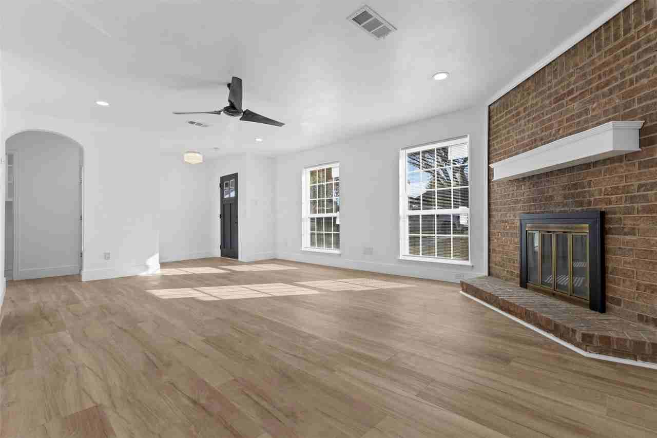 1003 Bellflower Ct - Photo 7 of 27