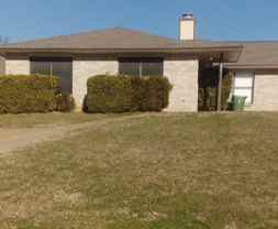 302 Shady Valley Dr - Photo 1 of 1