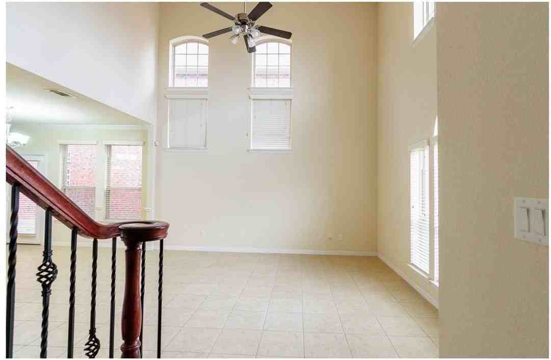 3504 Porter Creek Dr - Photo 3 of 19