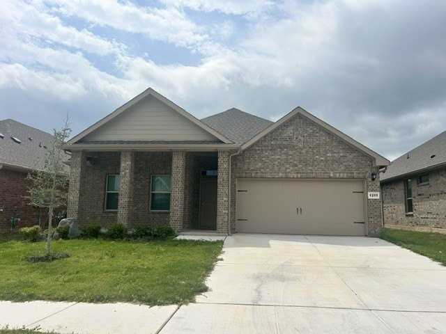 1211 Rockwater Dr