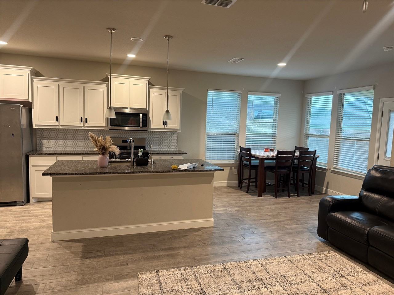 14317 Andromeda Dr - Photo 4 of 15