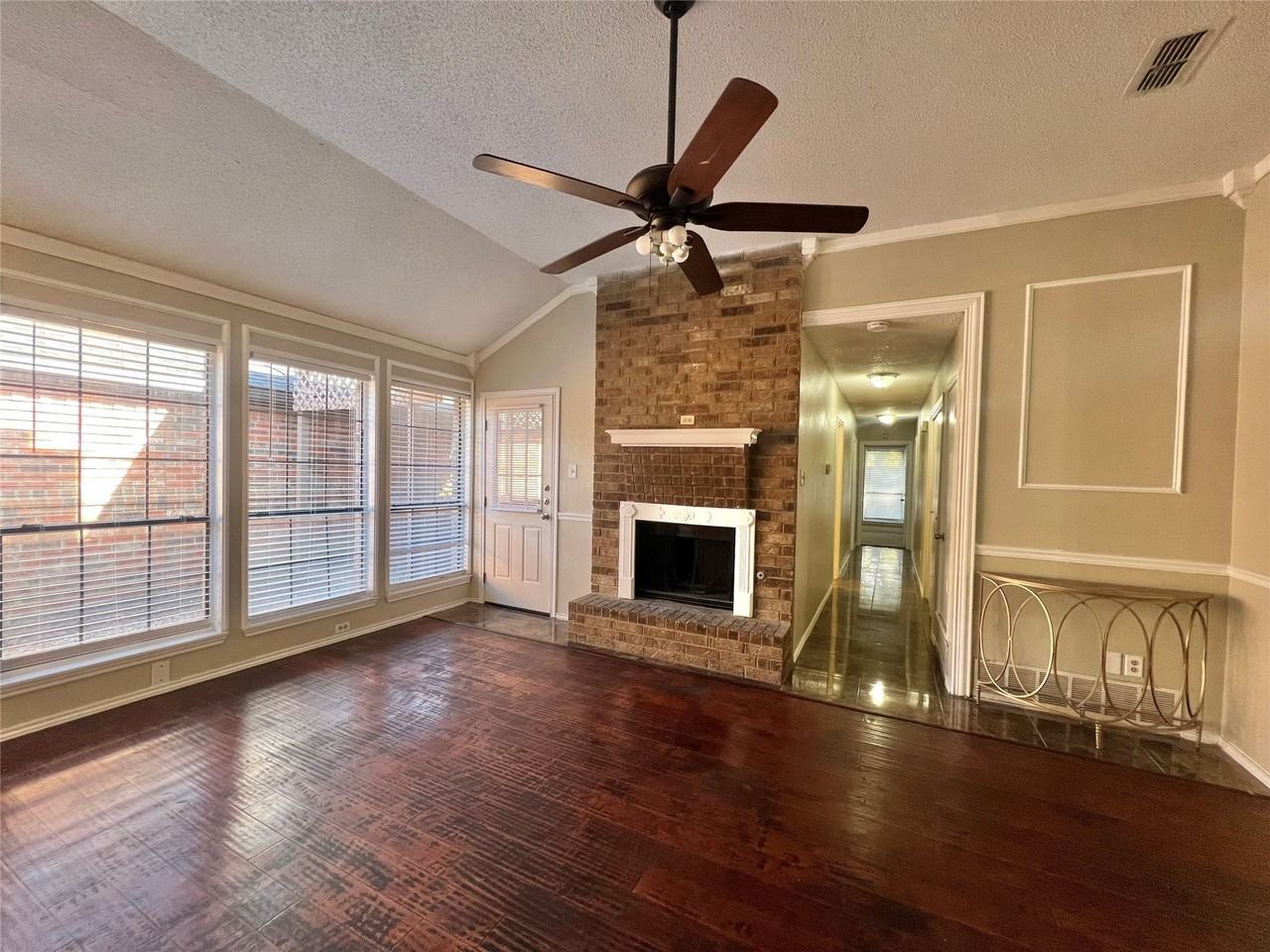 4244 Flamingo Way - Photo 3 of 29