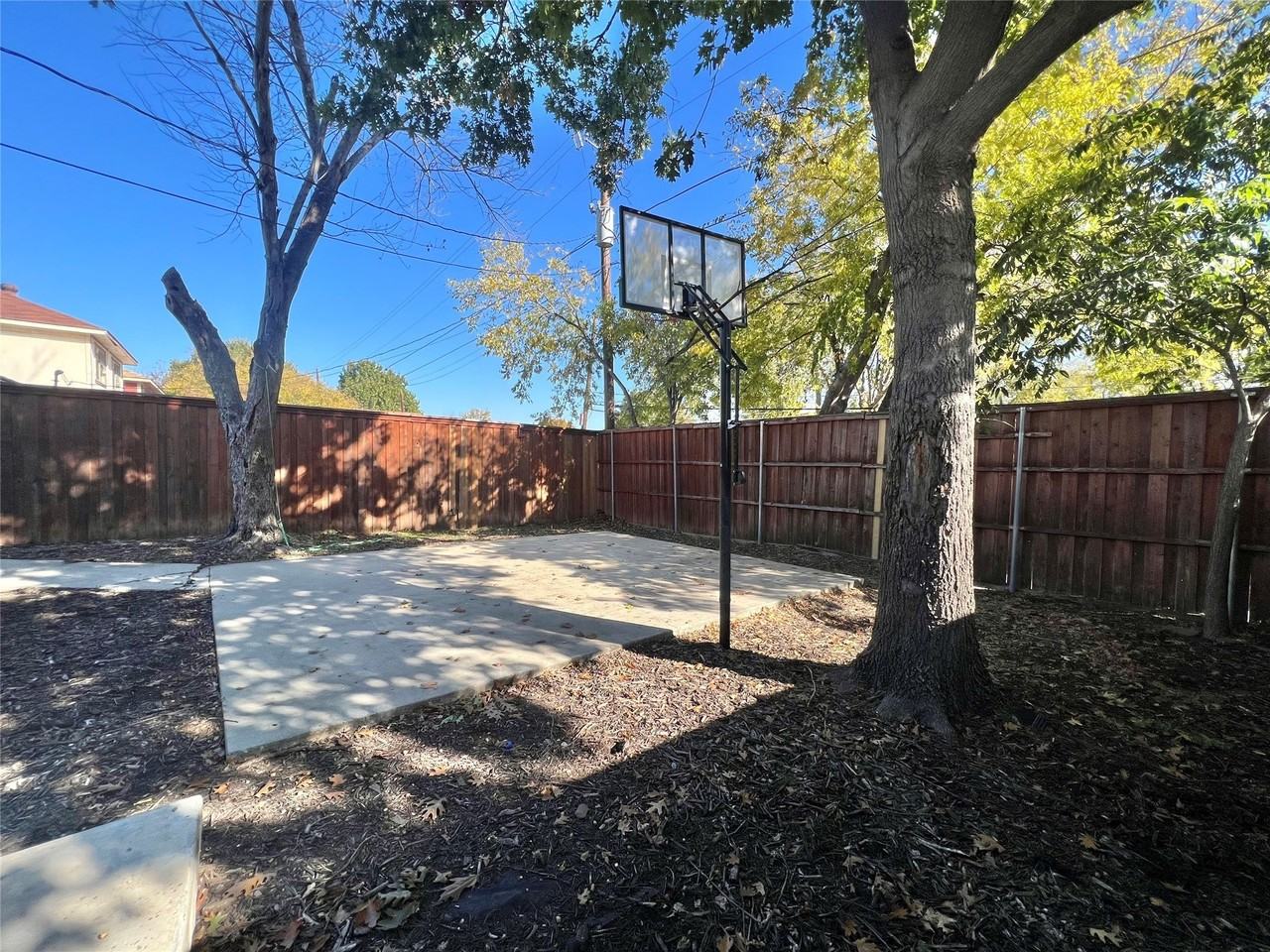 4244 Flamingo Way - Photo 7 of 29