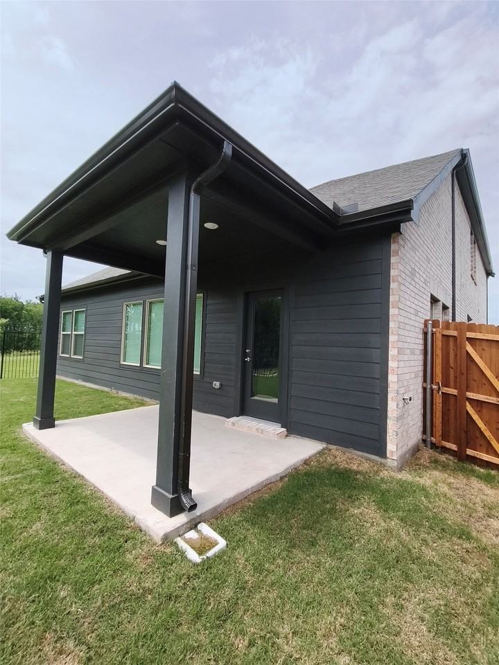 3403 Copperwood Dr - Photo 6 of 40