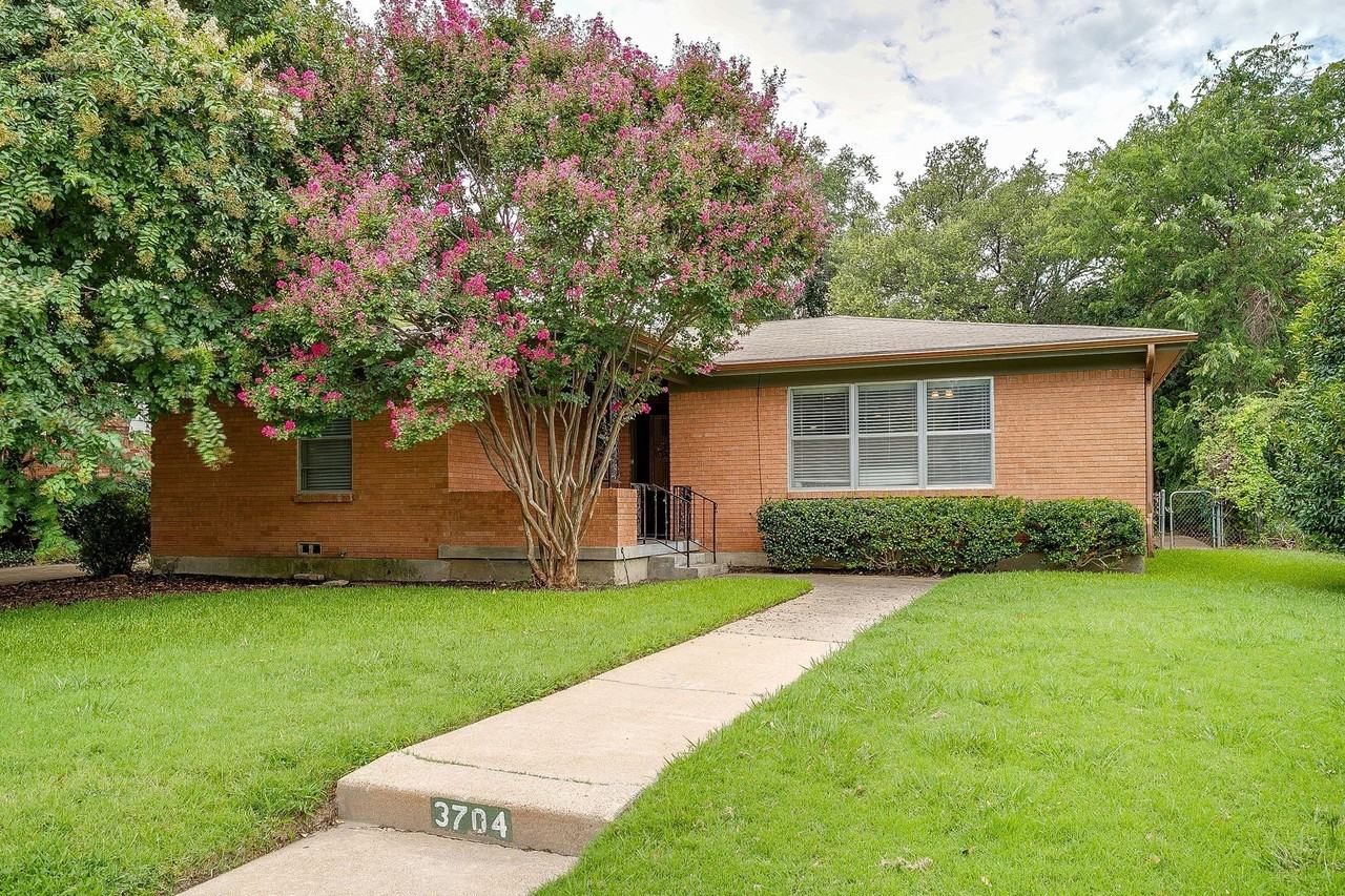 3704 Jeanette Dr - Photo 2 of 31