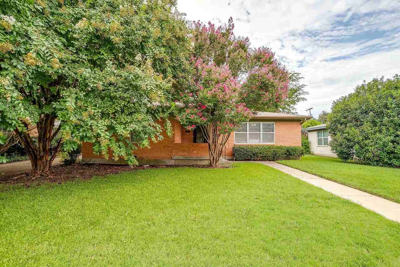 3704 Jeanette Dr - Photo 3 of 31
