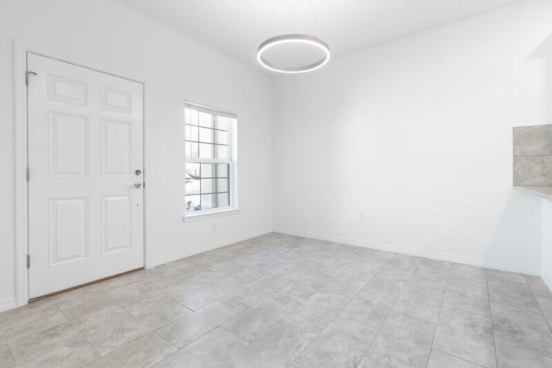 22 Pony Ln #B - Photo 7 of 34