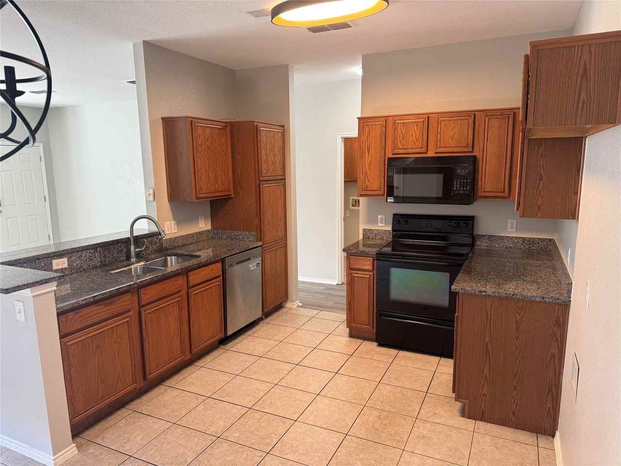 13509 Dove Ranch Rd - Photo 4 of 14