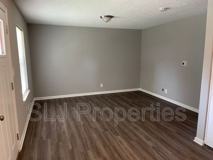 614 E Chestnut St #3 - Photo 1 of 1