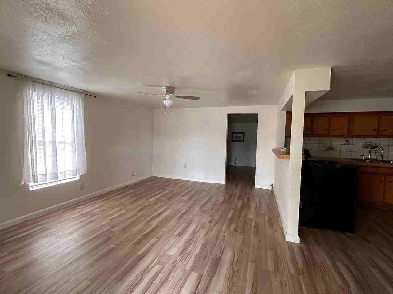 3613 Durham Ave - Photo 3 of 7