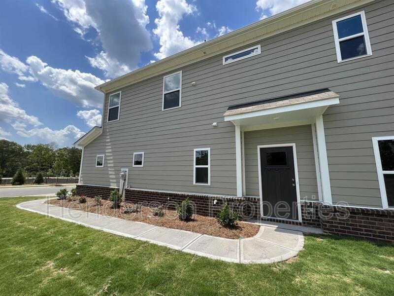 106 Quinn Rd - Photo 3 of 20