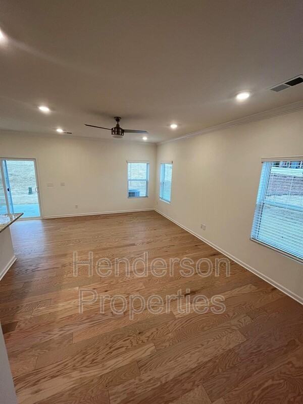 106 Quinn Rd - Photo 7 of 20