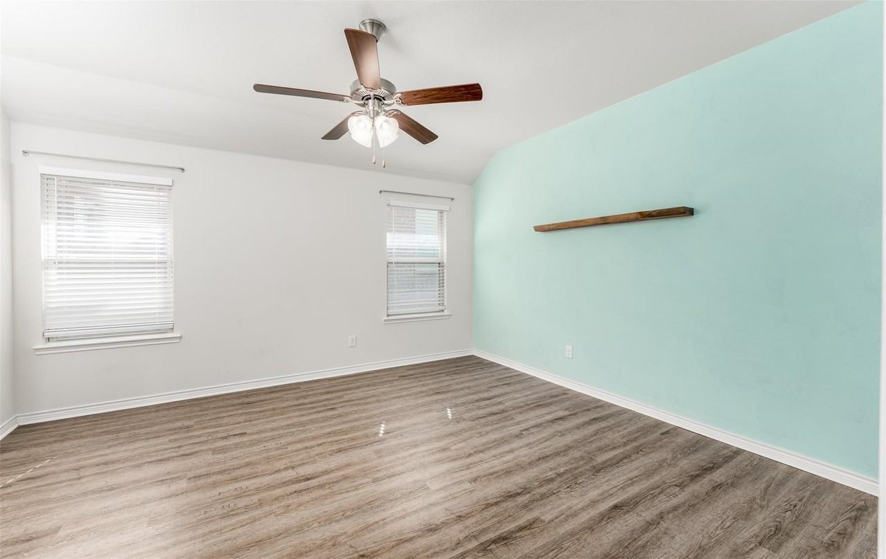 716 Bluebird Way - Photo 6 of 25
