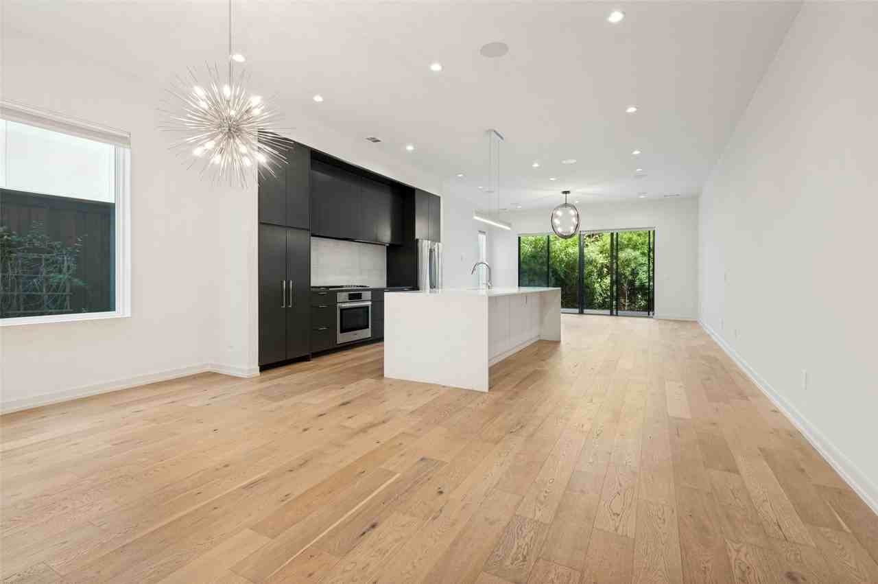 4719 Belmont Ave - Photo 4 of 20