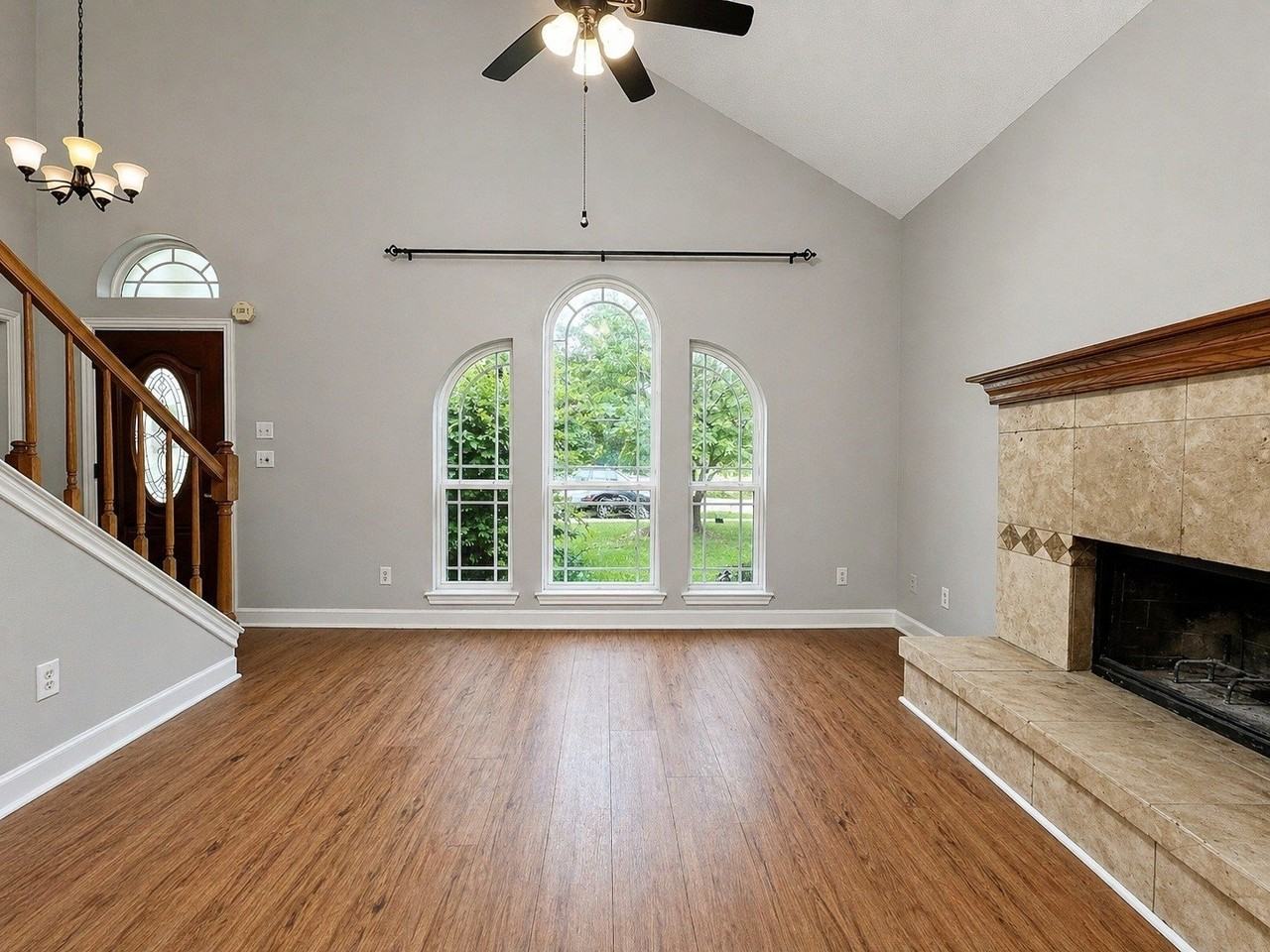4460 Junction Dr - Photo 3 of 25