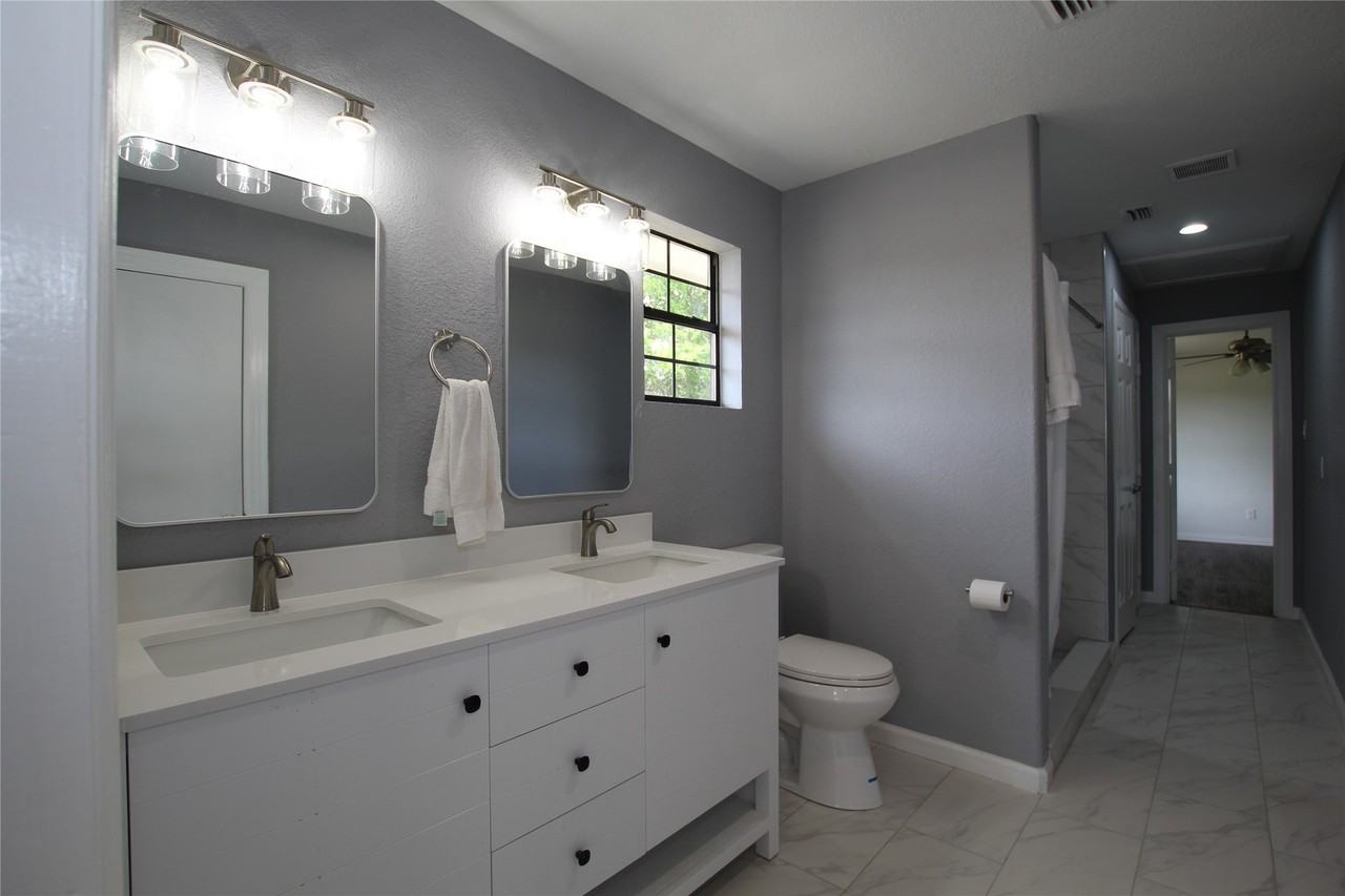 106 Austin St - Photo 5 of 12
