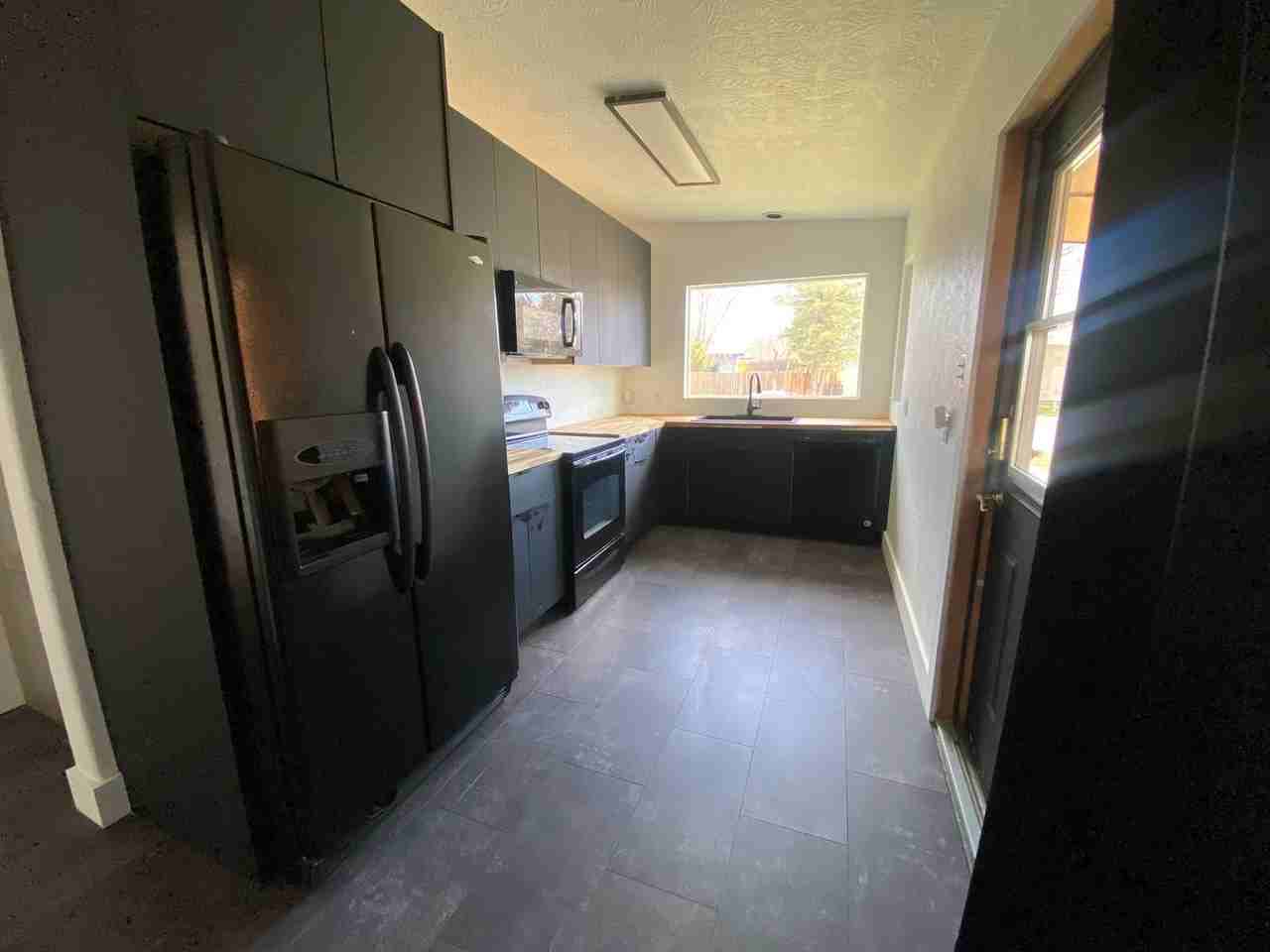 1100 11th St Nw - Photo 2 of 10