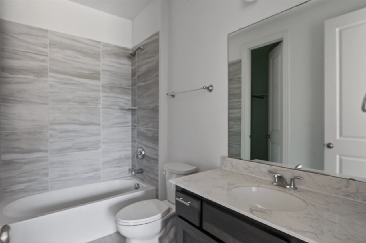845 Ranchland Rd - Photo 5 of 22