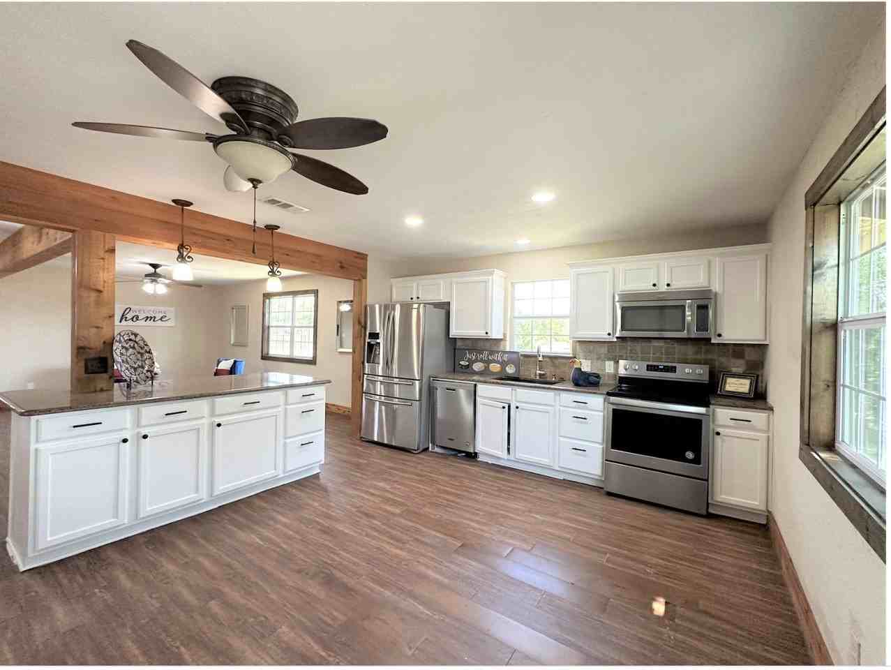 513 Rock Hill Rd - Photo 7 of 26