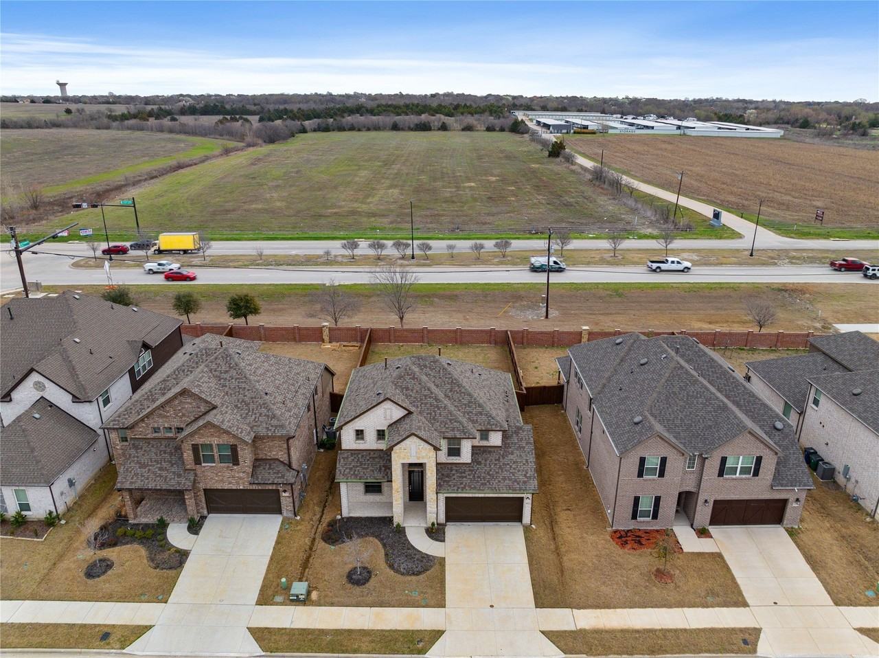 3822 Windmill Ct