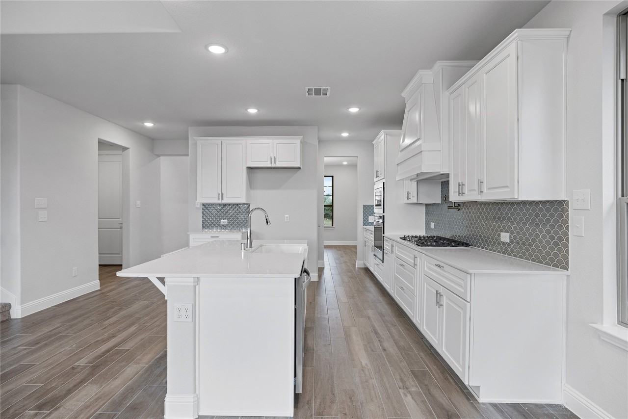 3822 Windmill Ct - Photo 4 of 23