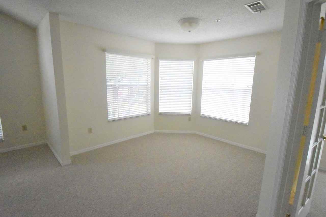 695 Youngstown Pkwy - Photo 6 of 21