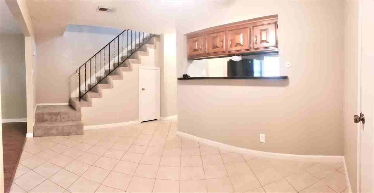 7604 Bridges Ave #B - Photo 3 of 17